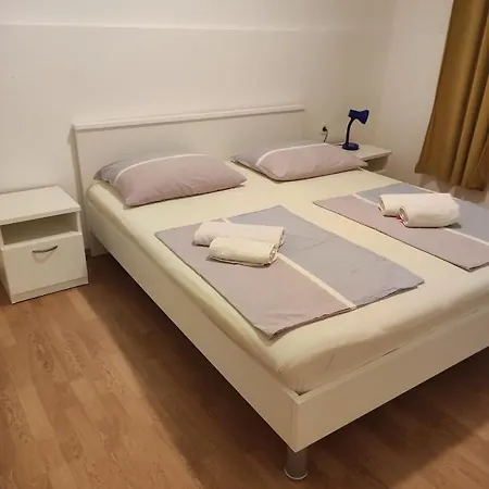 Family-friendly With Swimming Pool - Stosici, Zadar - 21450