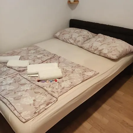 Apartmán Family-friendly With Swimming Pool - Stosici, Zadar - 21450 Rtina