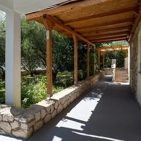 Family-friendly With Swimming Pool - Stosici, Zadar - 21450 Rtina